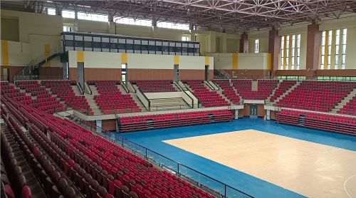 專業(yè)看臺(tái)座椅如何制造？四大核心步驟揭秘